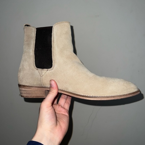 Urban Outfitters Dress Chelsea Boots - Picture 3 of 11